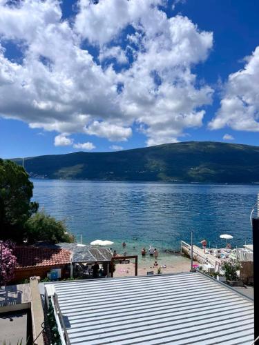 Kilátás, Hotel Max in Baosici