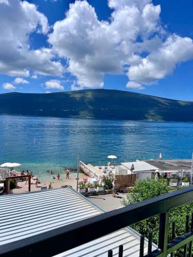 Kilátás, Hotel Max in Baosici