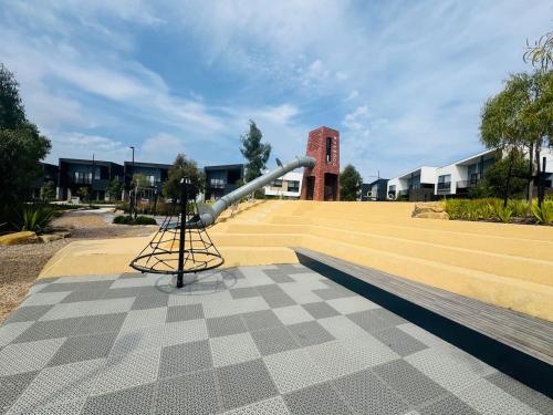 Burwood Boulevard Beauty in 森林山
