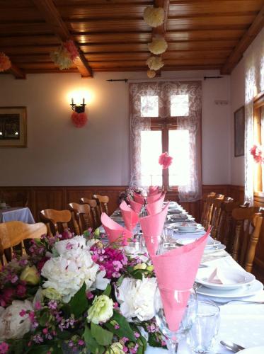 Restorāns, Rácz Fogadó Kisoroszi in Kisorozi