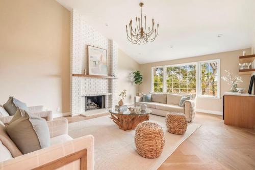 Coastal Luxury Home in Pacific Palisades Month Plus