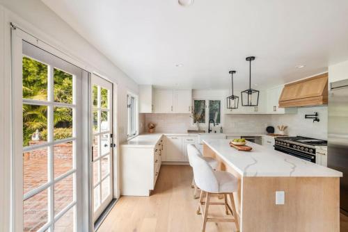 Coastal Luxury Home in Pacific Palisades Month Plus, Los Angeles (fotografie 4)