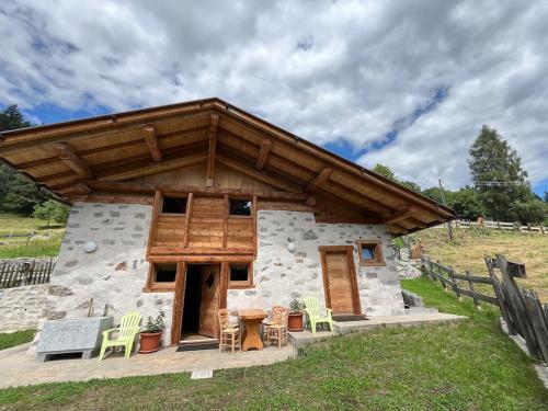 Mountain Chalet in Strembo