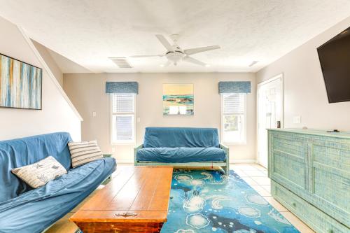 Walk to Ocean and Golf North Myrtle Beach Home!