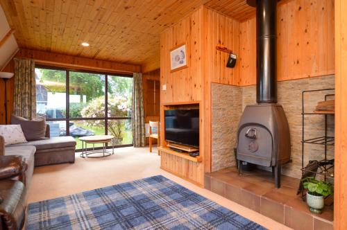 Loch View Lodge in Sandbank