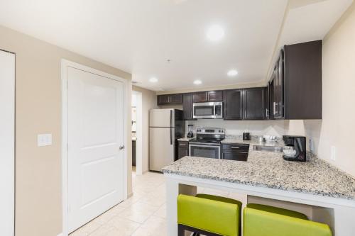 Deluxe Two Bedroom Suite