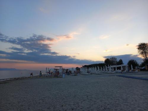 沙灘, ABI's gem in 法拿里