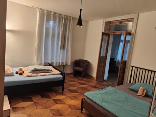 Gemütliches Zimmer im 1OGB Nur 2 Min vom Hbf Solothurn entfern (Gemutliches Zimmer im 1OGB Nur 2 Min vom Hbf Solothurn entfern) in Solothurn