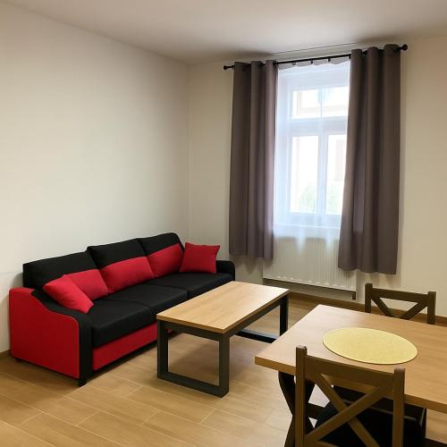 2 bedrooms, 4 beds