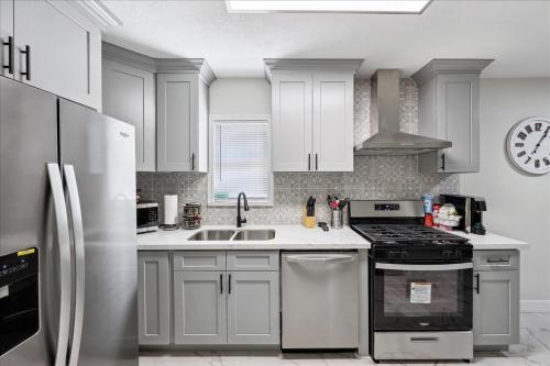 Comfortable 2-Bedroom Rental in Bridge City in Bridge City (TX)