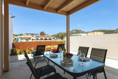 Lago Beach Living 2