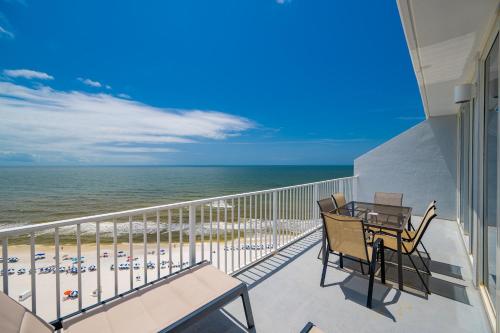 Lighthouse 1417 condo