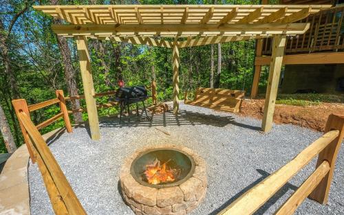 Two-Bedroom Villa room in Little Bear Cabin