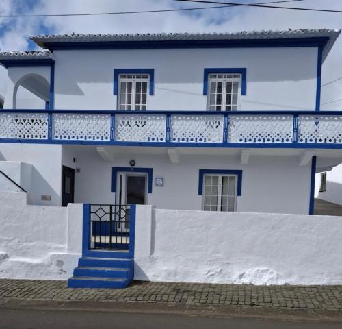Grannys House 5