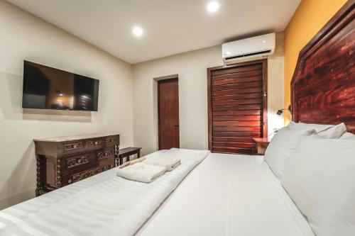Hotel Real Toledo by Kavia Room Type - Standard King Room