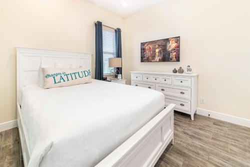Entrancing Cottage with Hot Tub Near Disney at Margaritaville 2987La - image 7