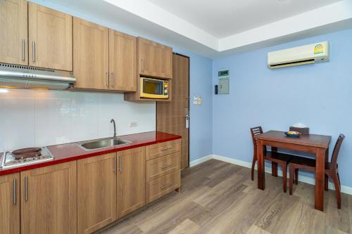 Kitchen, Anchan Boutique Hotel near Phuket Botanic Garden