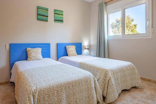 Five-Bedroom Villa image 7