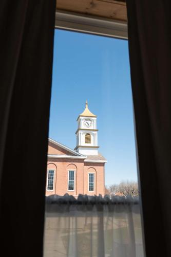 Courthouse Suite - Room 1 in Sanmena (IN)