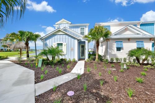 Beautiful Waterfront Cottage near Disney with Private Pool  Margaritaville Resort Access - 3024PH - image 12