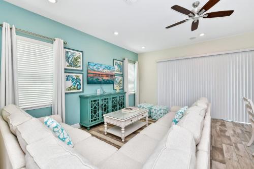 Beautiful Waterfront Cottage near Disney with Private Pool  Margaritaville Resort Access - 3024PH - image 14