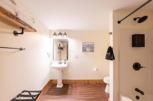 Cozy Corner - Room 5 in Sanmena (IN)