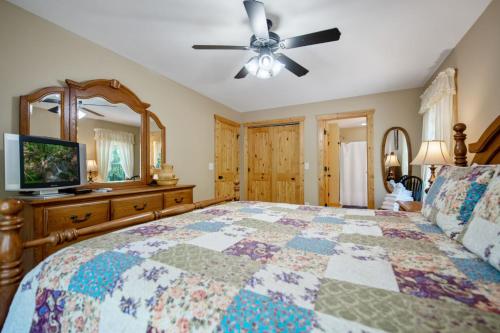 Dragons Den Cabin - Coosawatte Resort with Amenities in Ellijay, USA