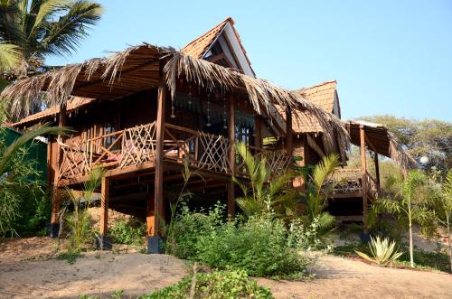 Little India Beach Cottages