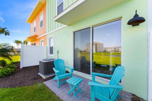 Bright and Cozy Villa near Disney with Margaritaville Resort  Island H2O Access - 3053CS Florida