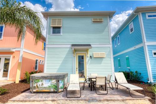 Sea Breeze Cottage Near Disney With Private Hot Tub & Margaritaville Resort & Island H20 Waterpark Access - 3016Sr