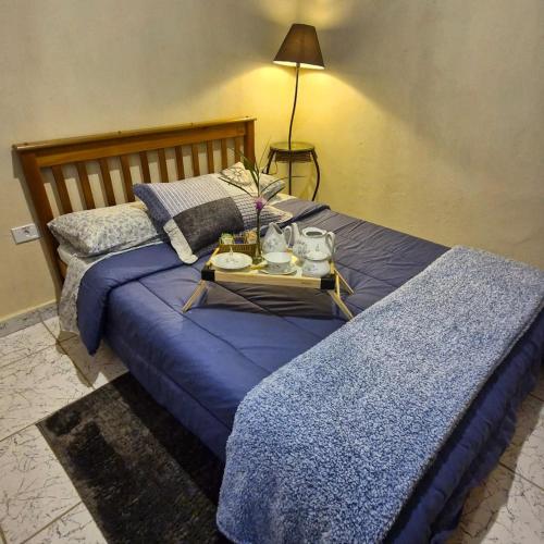 1 double bed, 1 twin bed