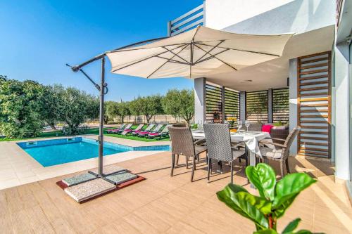 Villa Tammy by Villa Plus - image 4