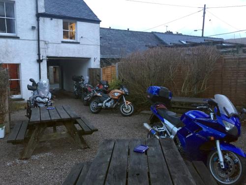 The Eagles Bunkhouse - image 11