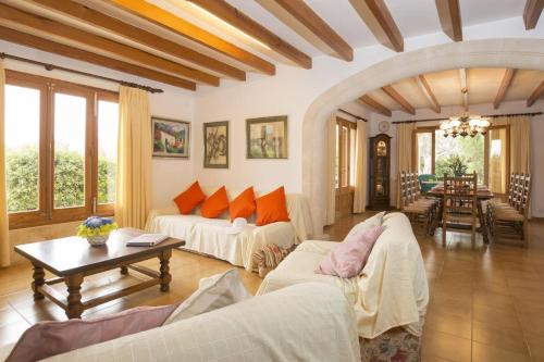 Villa Suau Gran by Villa Plus - Tap to explore photos