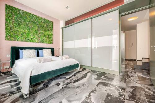 Panoramic Penthouse with Jacuzzi in Valletta by MR Homes, Valletta (photo 11)