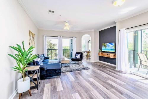 Upstay Pet-Friendly Condo 6 Minutes from Disney detail