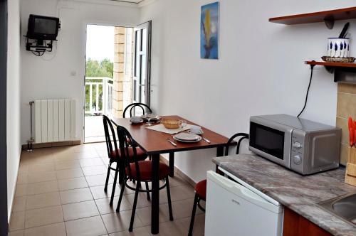 Guest House Bebic - image 9