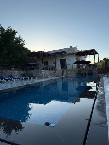 Oak Farm Ajloun مزرعة البلوط عجلون
