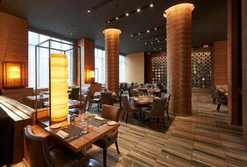 The Lofton Hotel Minneapolis, Tapestry Collection by Hilton in Minneapolis, USA