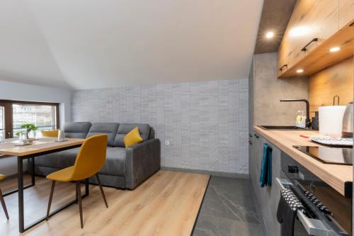 Urban Five #5 - Stylish One-bedroom apartments with Kitchen & Parking, Veliko Tărnovo (fotografie 9)