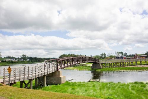 مناطق جذب قريبة, Greenwich View Cottages (Unit #1 - Duplex) in St Peters Bay (PE)