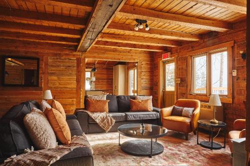 Auberge Cap au Leste in Sainte-Rose-Du-Nord (QC)