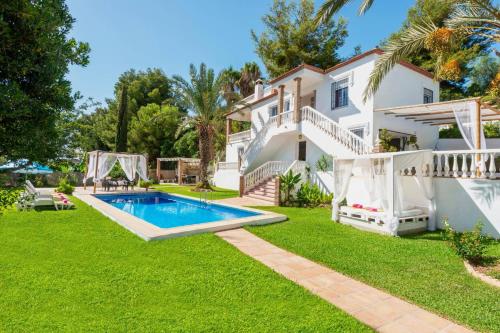 Villa Arantxa by Villa Plus