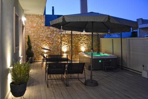 Manolitos Villa resort and spa in Episkopi