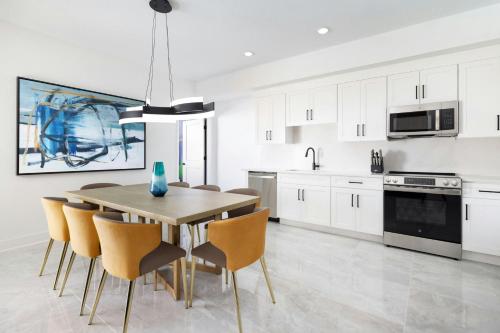 Villatel Orlando Resort Apartments by Marriott Bonvoy - image 5