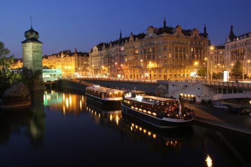 玛提尔达船酒店