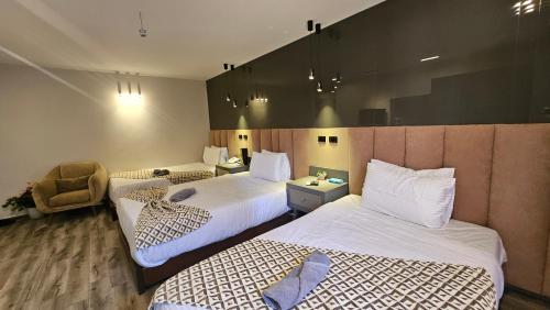 Aura Garden City Hotel - image 10