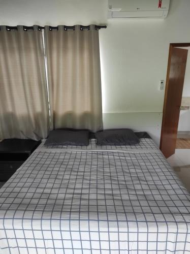 Suíte e casa da vania (Suite e casa da vania) in Cambaquara