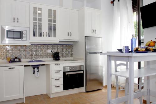 Apartamentos San Fernando 76 - image 2