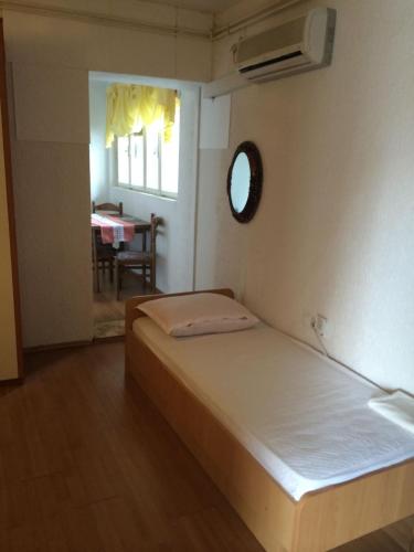 Studio room in Apartments with WiFi Crikvenica - 24475